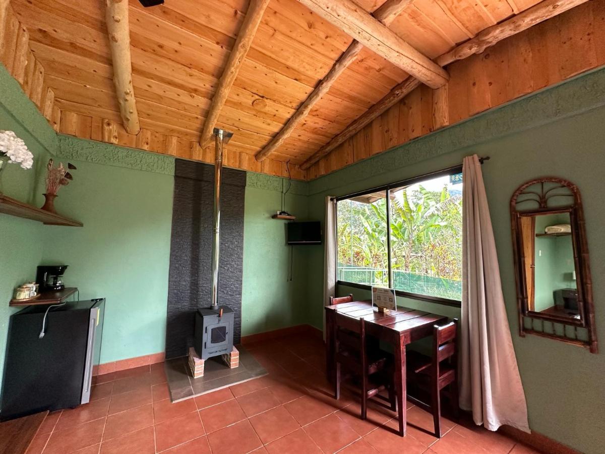 Hotel De Montana El Pelicano San Isidro De El General Zewnętrze zdjęcie