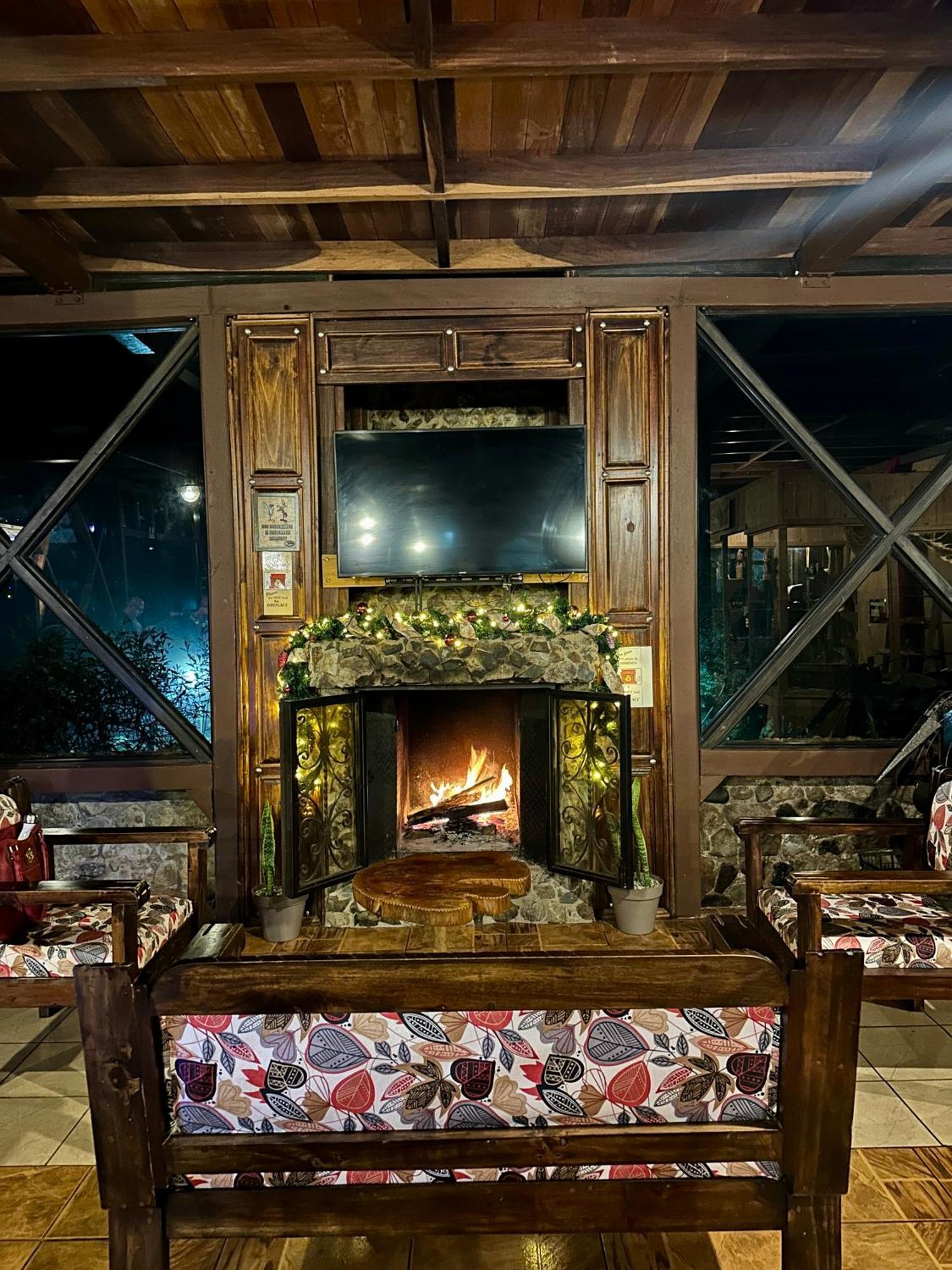 Hotel De Montana El Pelicano San Isidro De El General Zewnętrze zdjęcie